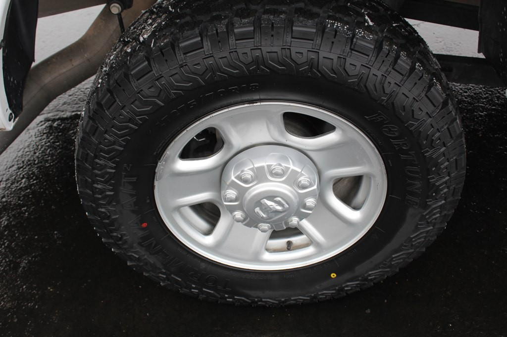 2023 RAM 2500 Image 33