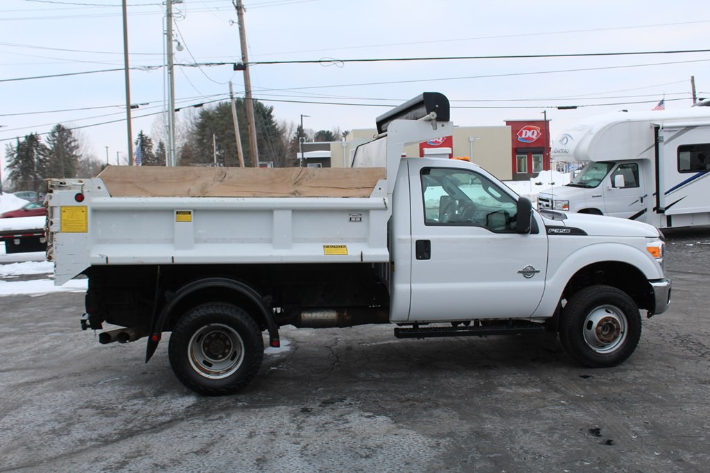 2015 Ford F-350 Image 7