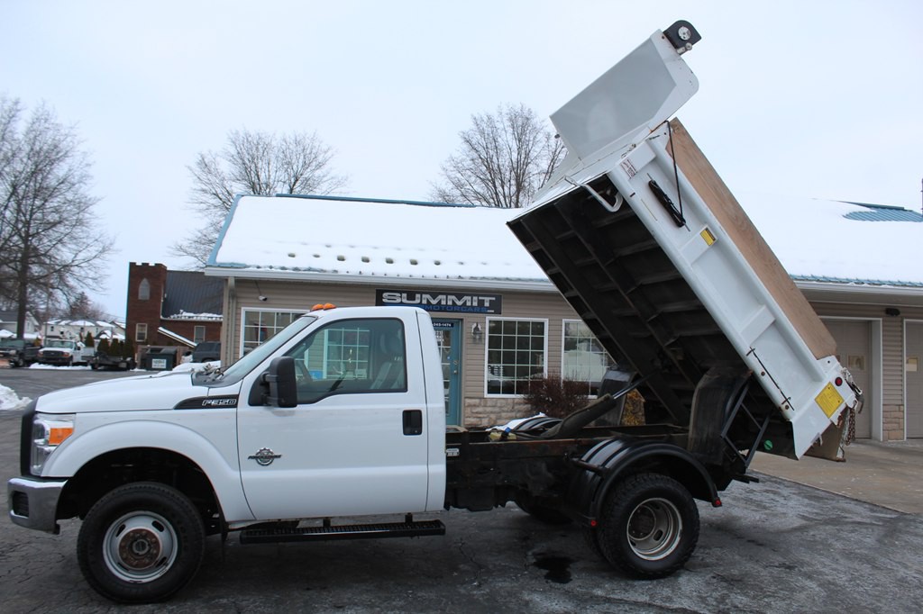 2015 Ford F-350 Image 37