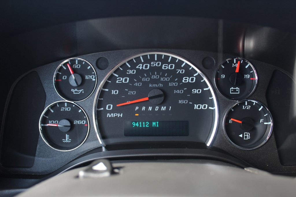 2022 Chevrolet Express Image 14