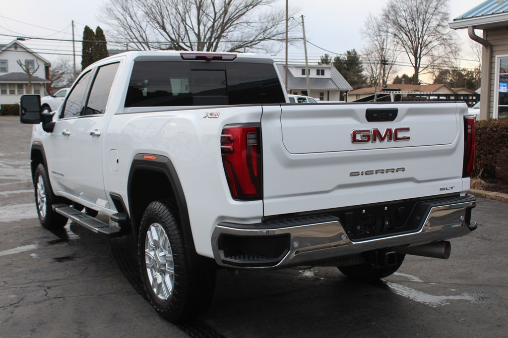 2024 GMC Sierra 2500 Image 4