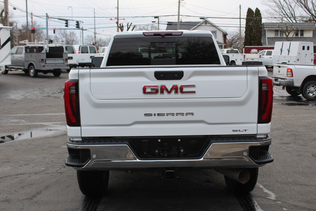 2024 GMC Sierra 2500 Image 5