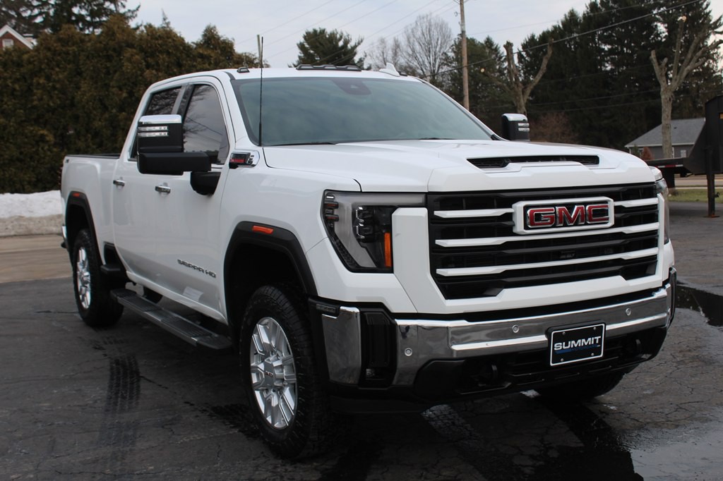 2024 GMC Sierra 2500 Image 10