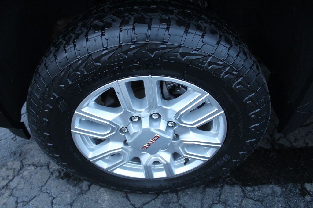 2024 GMC Sierra 2500 Image 27