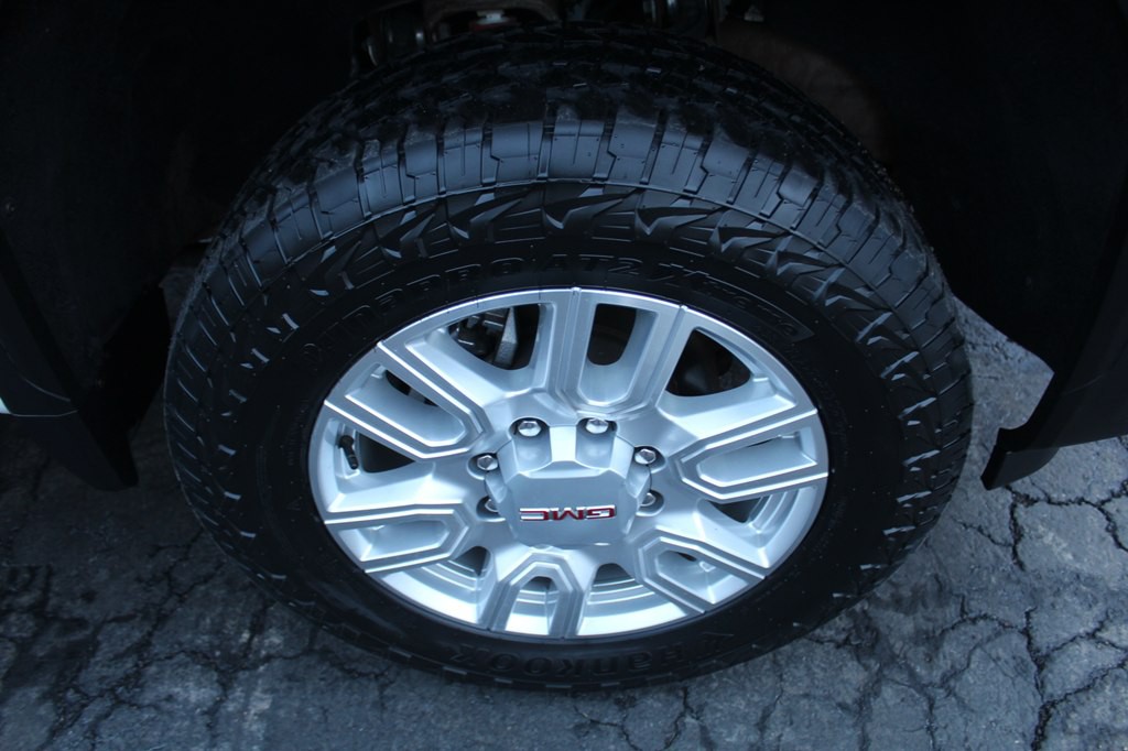 2024 GMC Sierra 2500 Image 32