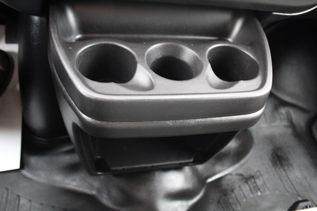 2022 Chevrolet Express Image 17