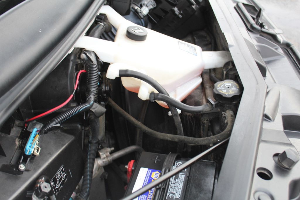 2022 Chevrolet Express Image 35