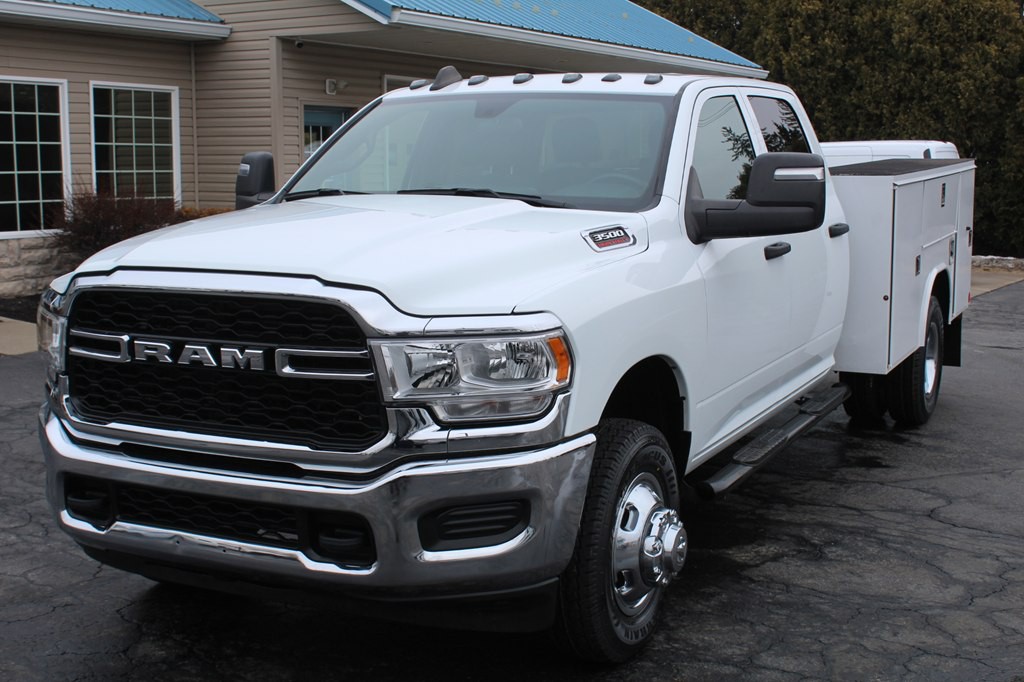 2024 RAM 3500 Image 12