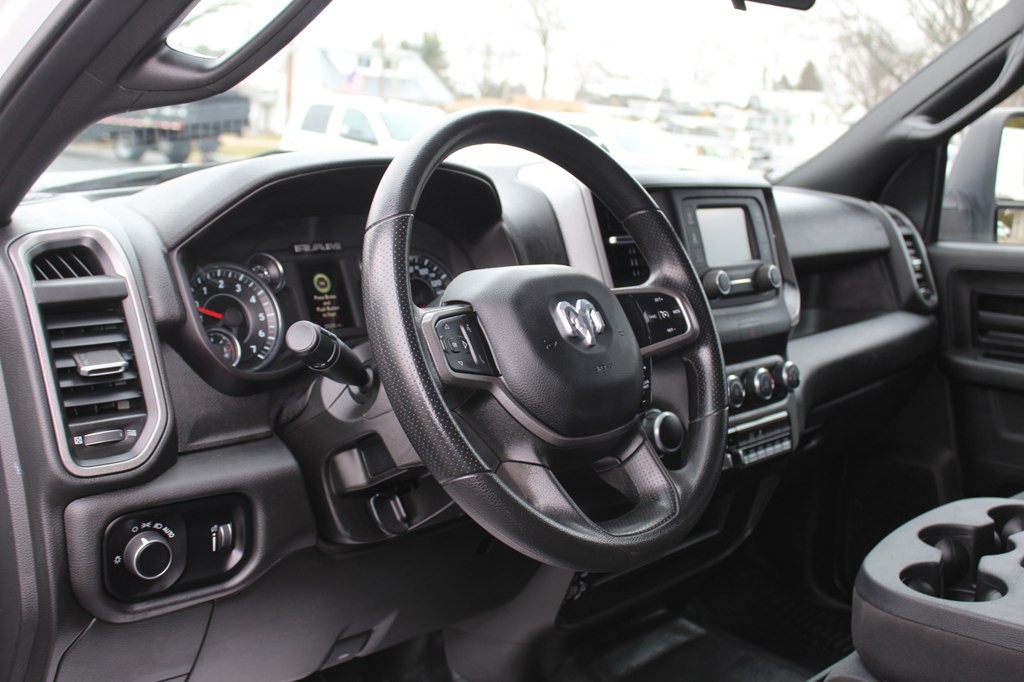 2024 RAM 3500 Image 13