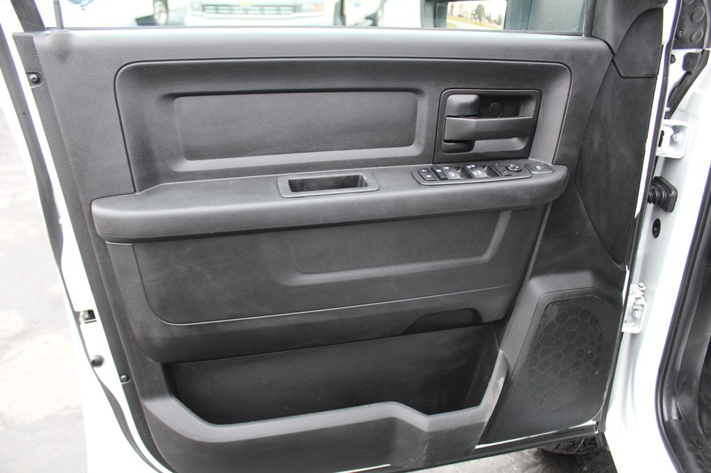 2024 RAM 3500 Image 22