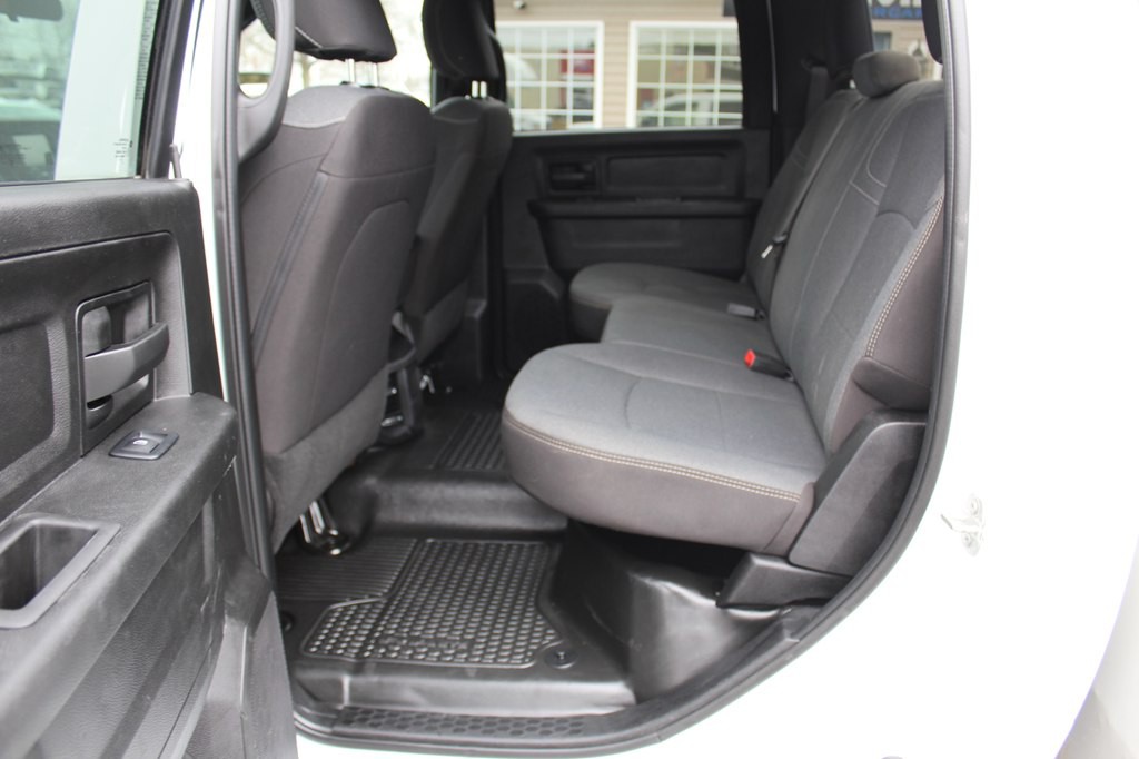 2024 RAM 3500 Image 29