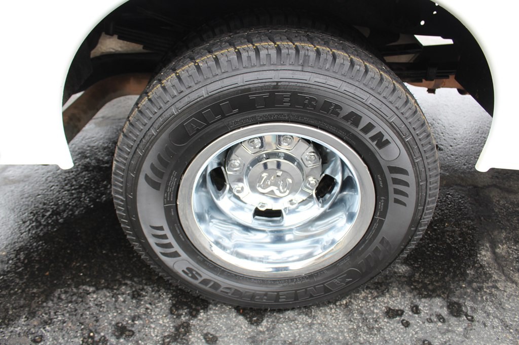 2024 RAM 3500 Image 33