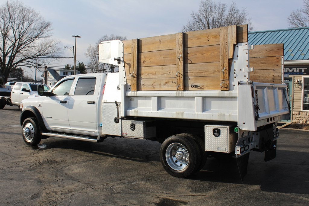 2021 RAM 5500 Image 3