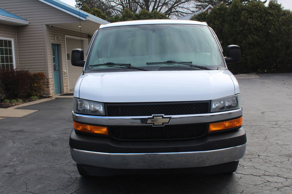 2019 Chevrolet Express Image 11