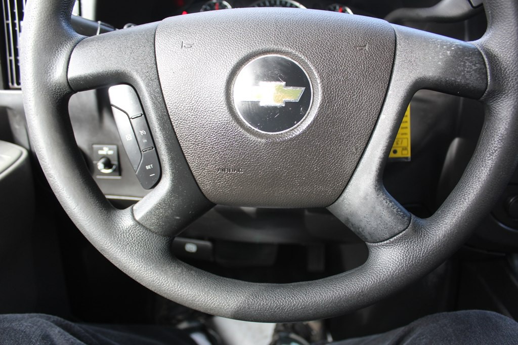 2019 Chevrolet Express Image 15