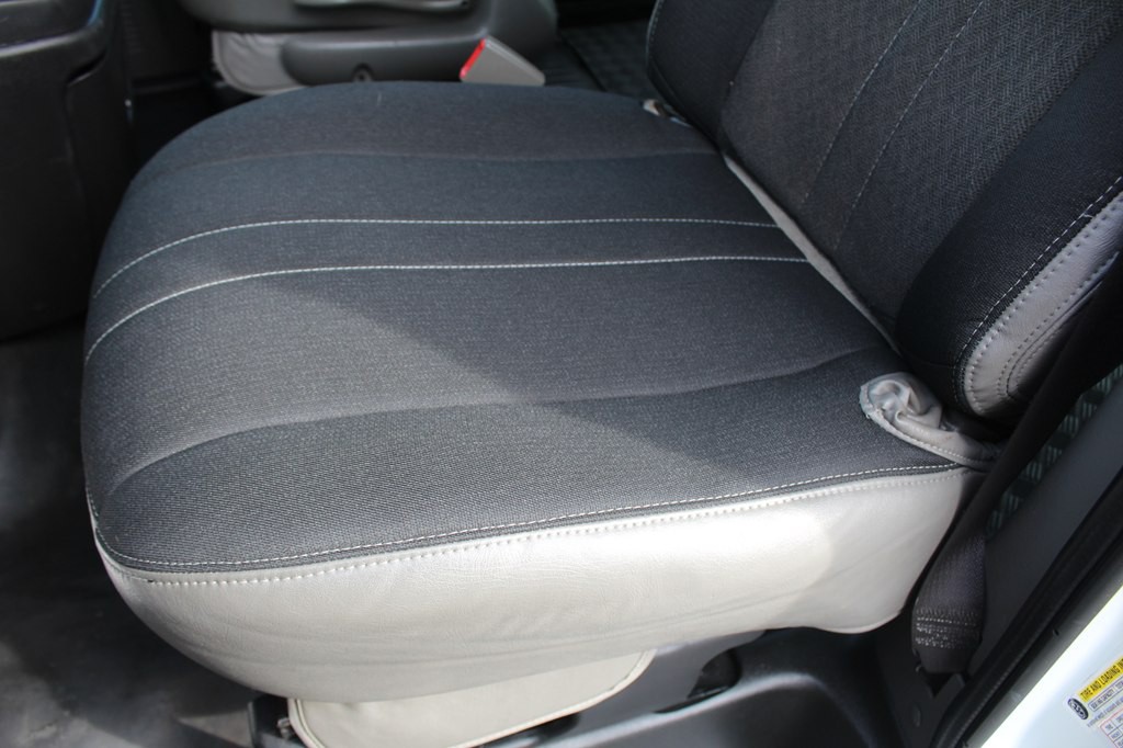 2019 Chevrolet Express Image 18