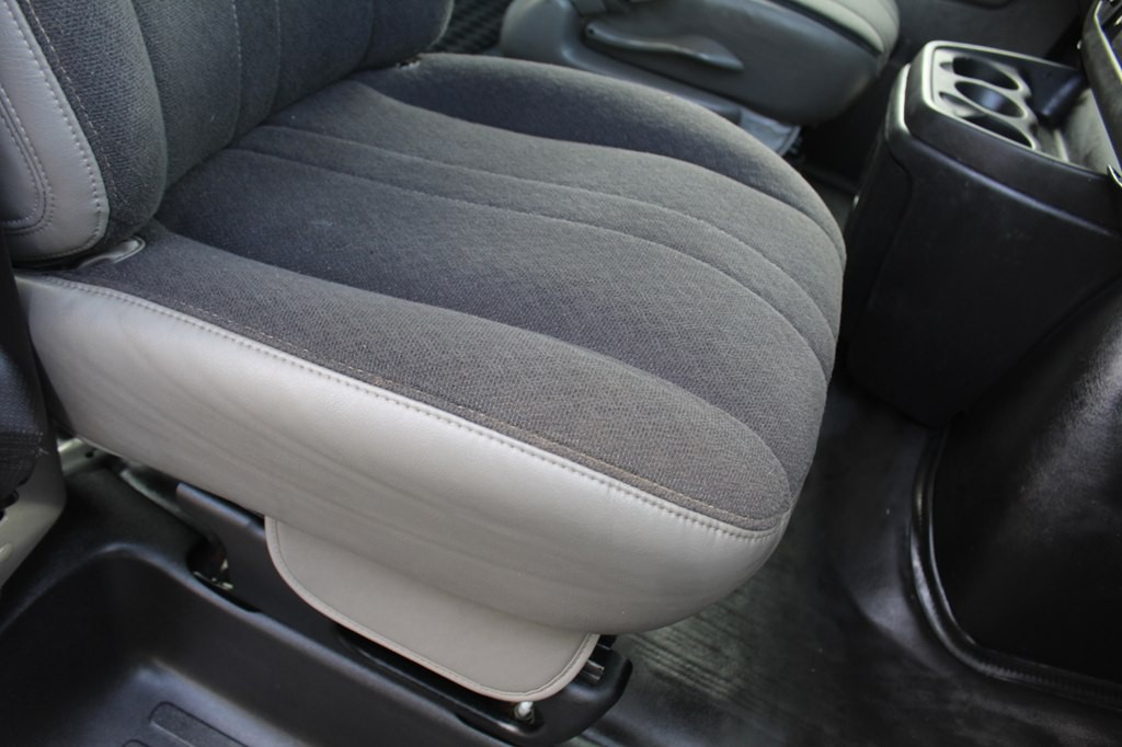 2019 Chevrolet Express Image 22