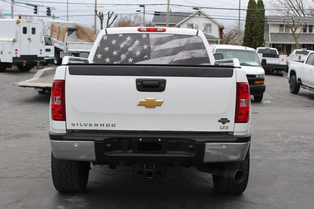 2012 Chevrolet Silverado 2500 Image 5