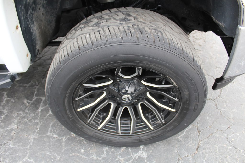 2012 Chevrolet Silverado 2500 Image 35