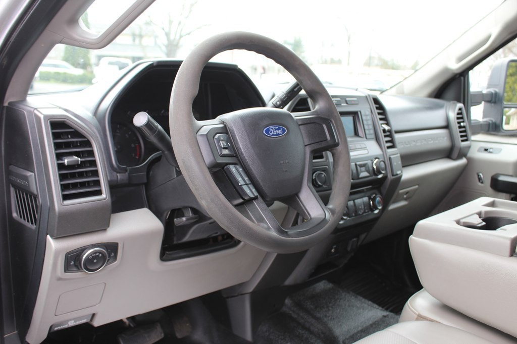 2018 Ford F-350 Image 13