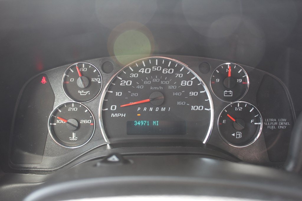 2016 Chevrolet Express Image 14