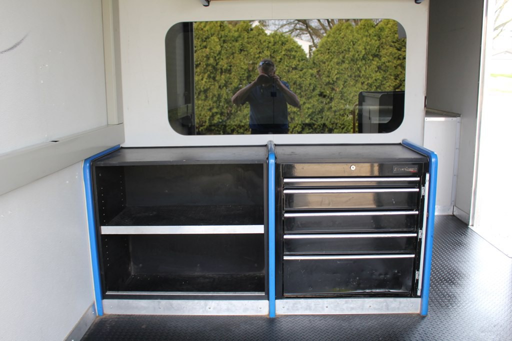 2016 Chevrolet Express Image 36