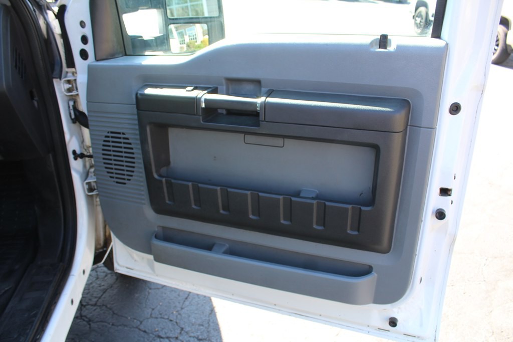 2013 Ford F-250 Image 24