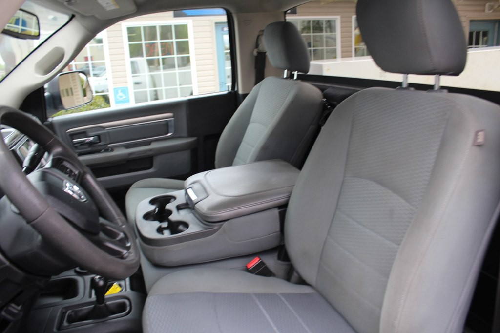2018 RAM 3500 Image 17