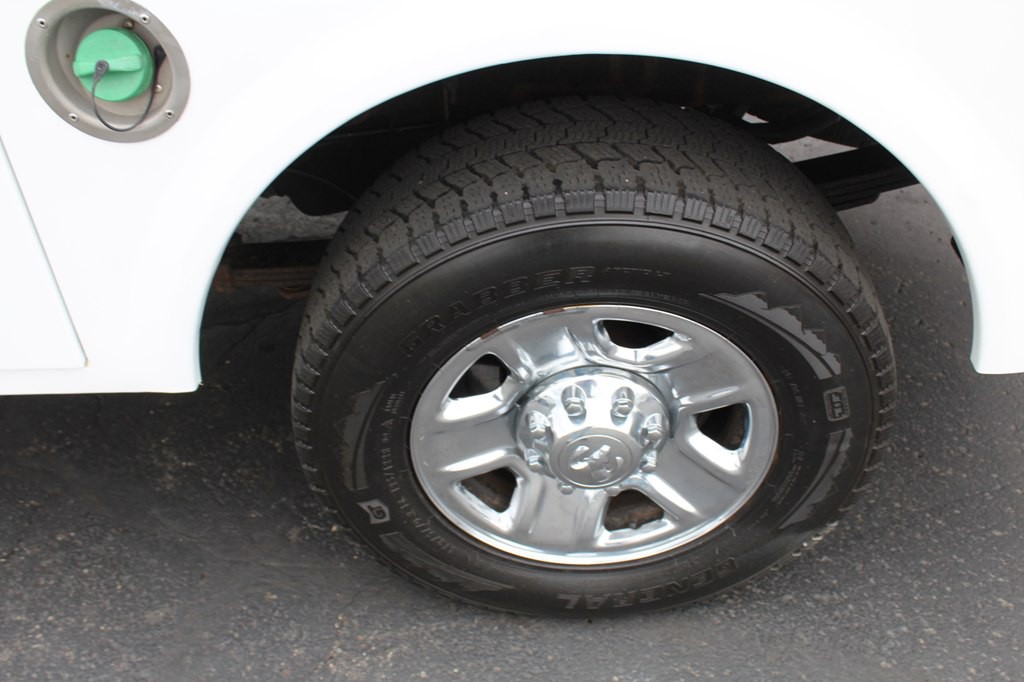 2018 RAM 3500 Image 21