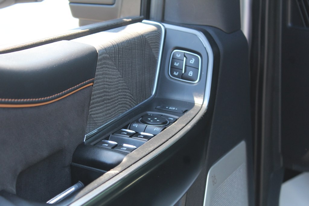 2024 Ford F-350 Image 15