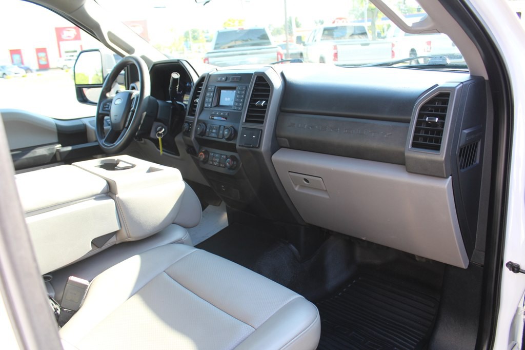 2021 Ford F-350 Image 21