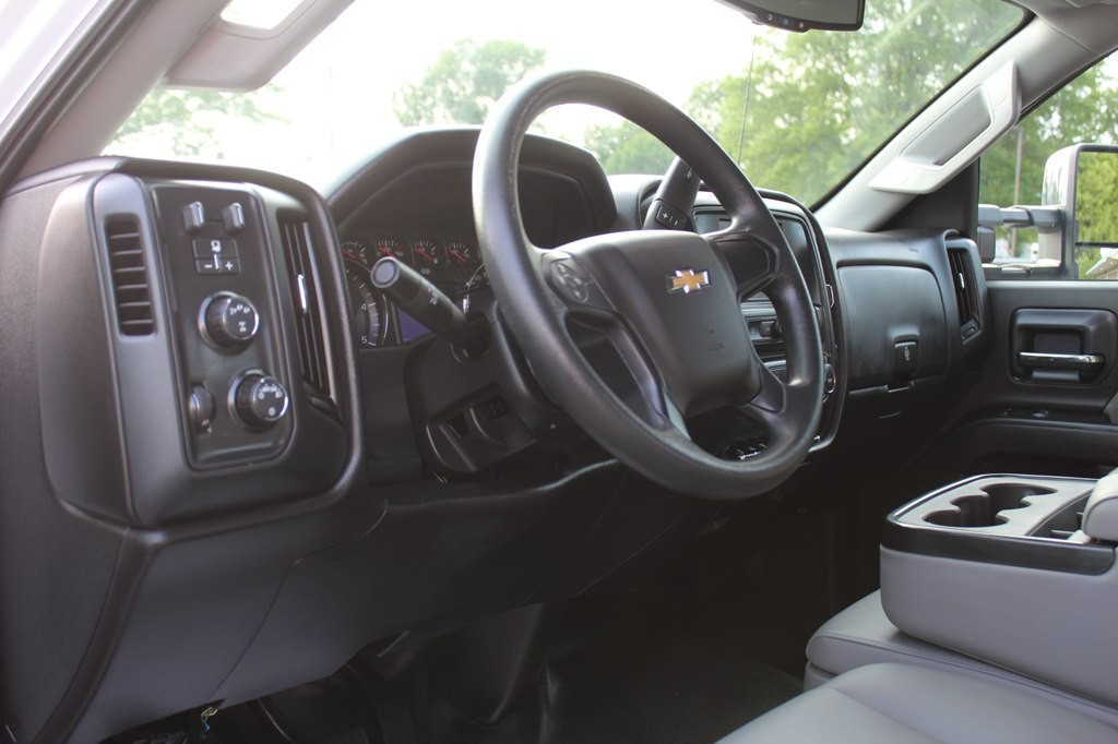 2020 Chevrolet Silverado 1500 Image 13
