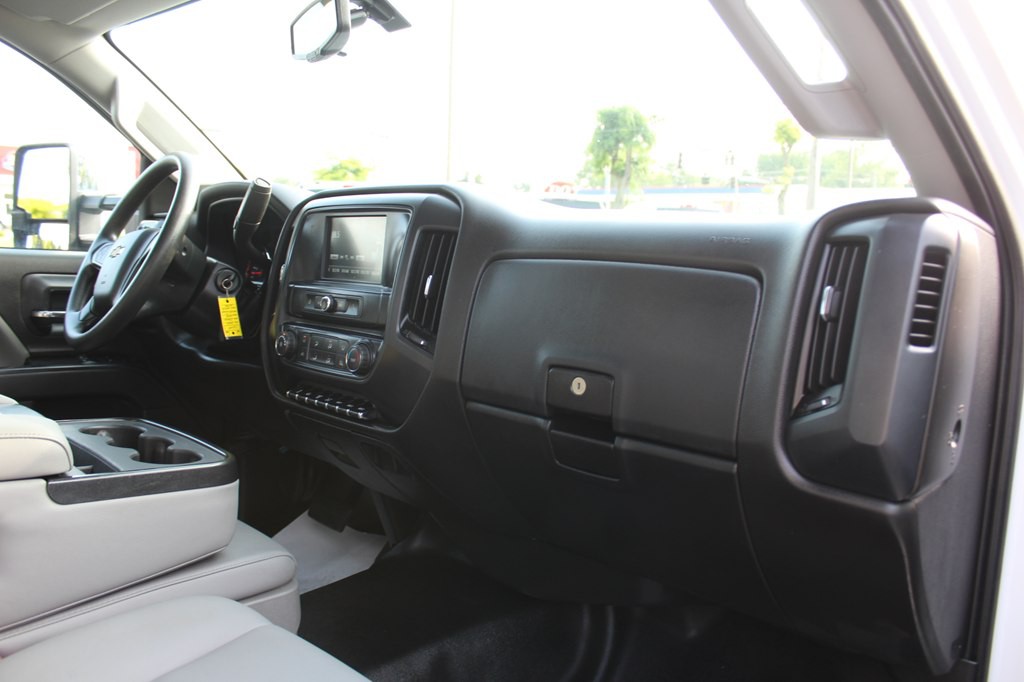 2020 Chevrolet Silverado 1500 Image 18