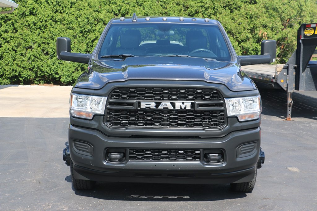 2022 RAM 3500 Image 8