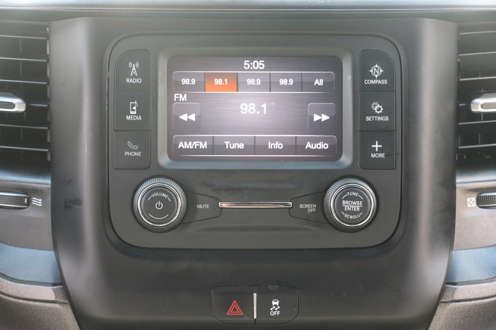2022 RAM 3500 Image 15