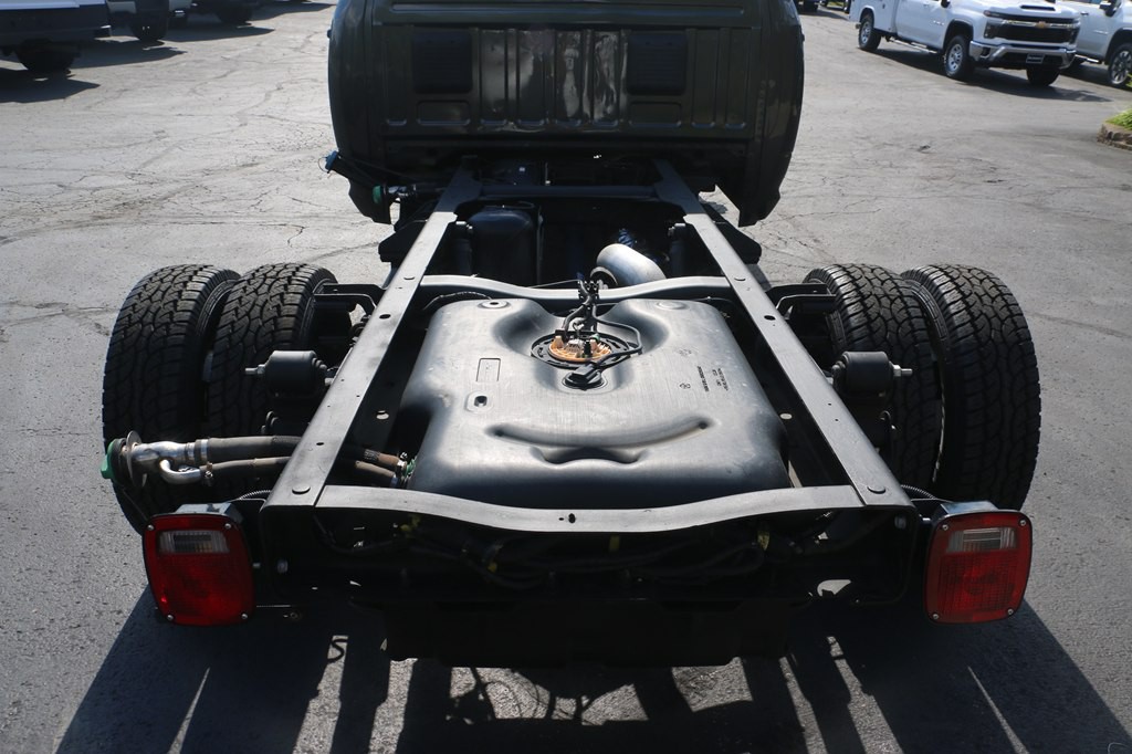 2022 RAM 3500 Image 42