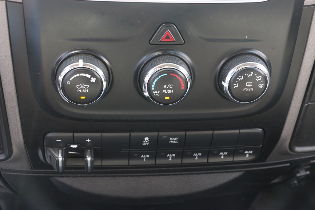 2018 RAM 3500 Image 16