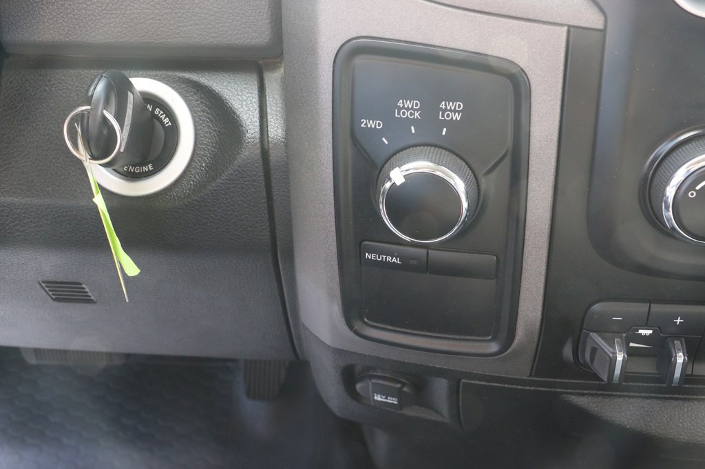 2018 RAM 3500 Image 17
