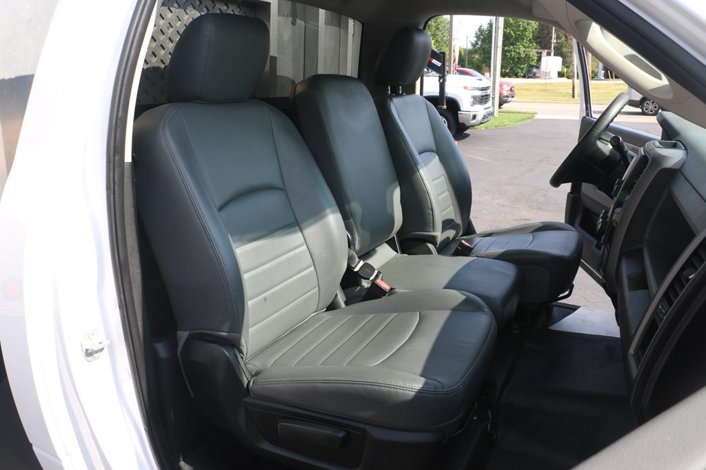 2018 RAM 3500 Image 25