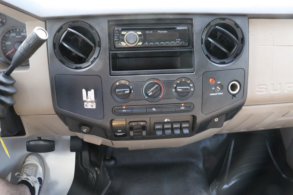 2008 Ford F-350 Image 12