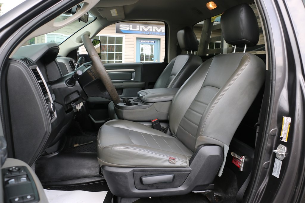 2016 RAM 3500 Image 10