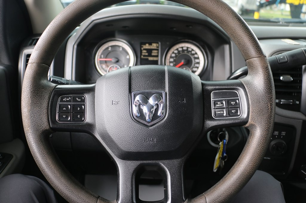2016 RAM 3500 Image 19