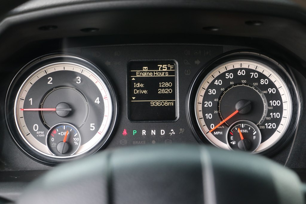 2016 RAM 3500 Image 22