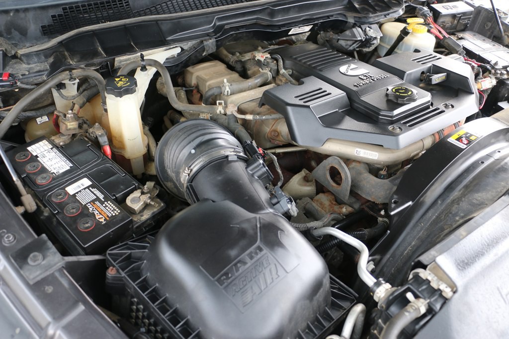 2016 RAM 3500 Image 33