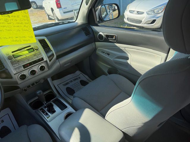 2011 Toyota Tacoma Image 15