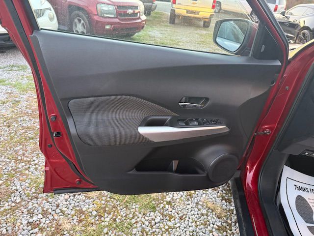 2020 Nissan Kicks Image 14