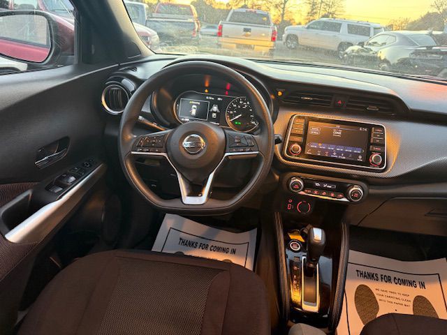 2020 Nissan Kicks Image 25