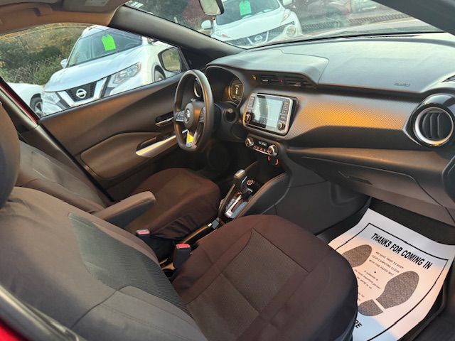 2020 Nissan Kicks Image 32