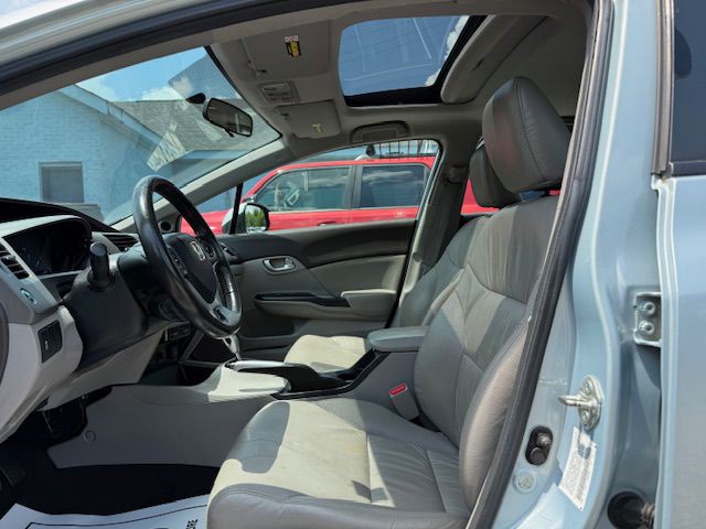 2012 Honda Civic Image 12