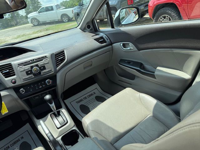 2012 Honda Civic Image 15